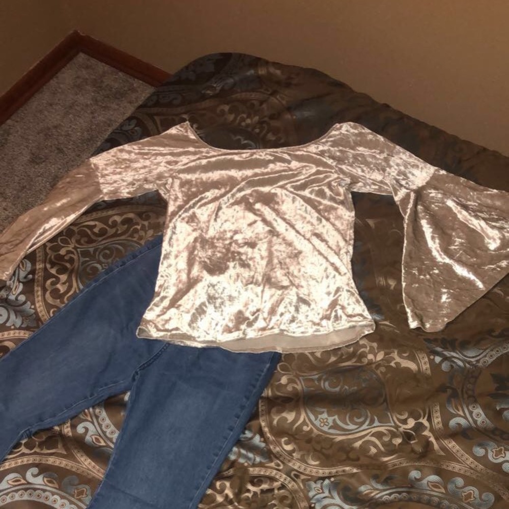 Bell Sleeve Top